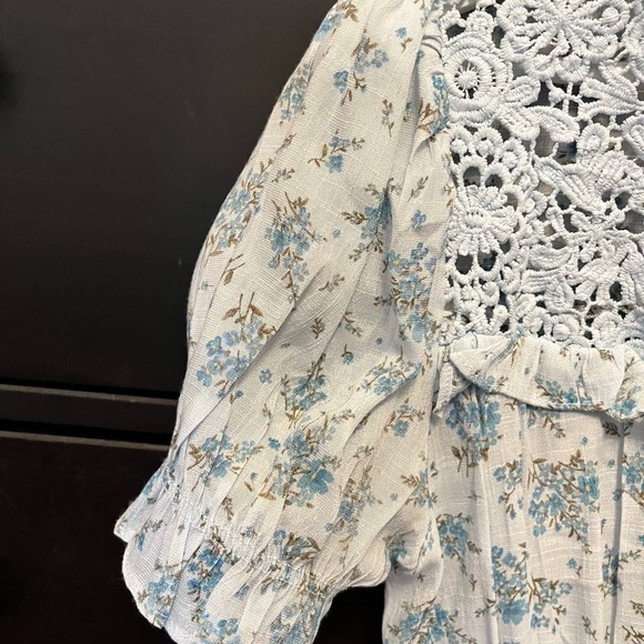 E&M women’s dress - Picture 2 of 3